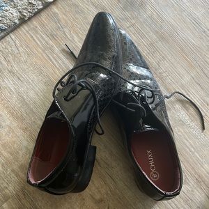 CHUXX men dress shoes